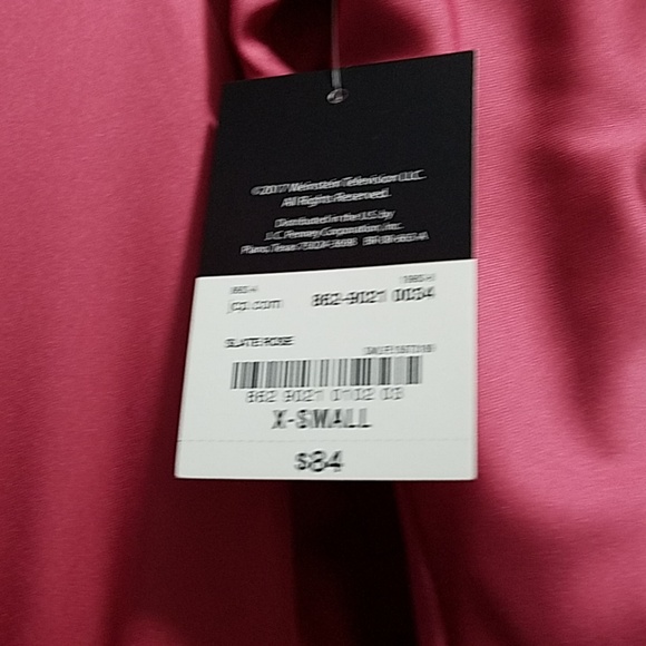 Project Runway off shoulder Satin jacket - Picture 2 of 2